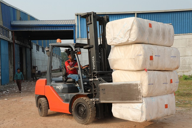 How Third-country Port Warehouses Boost Bangladesh’s Spinning Industry 